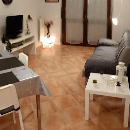 Sweet Home Vitinia Bagian luar foto