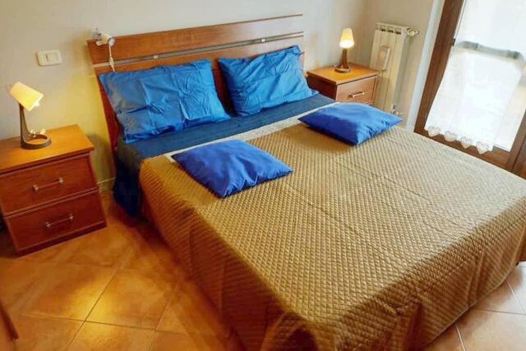 Sweet Home Vitinia Bagian luar foto