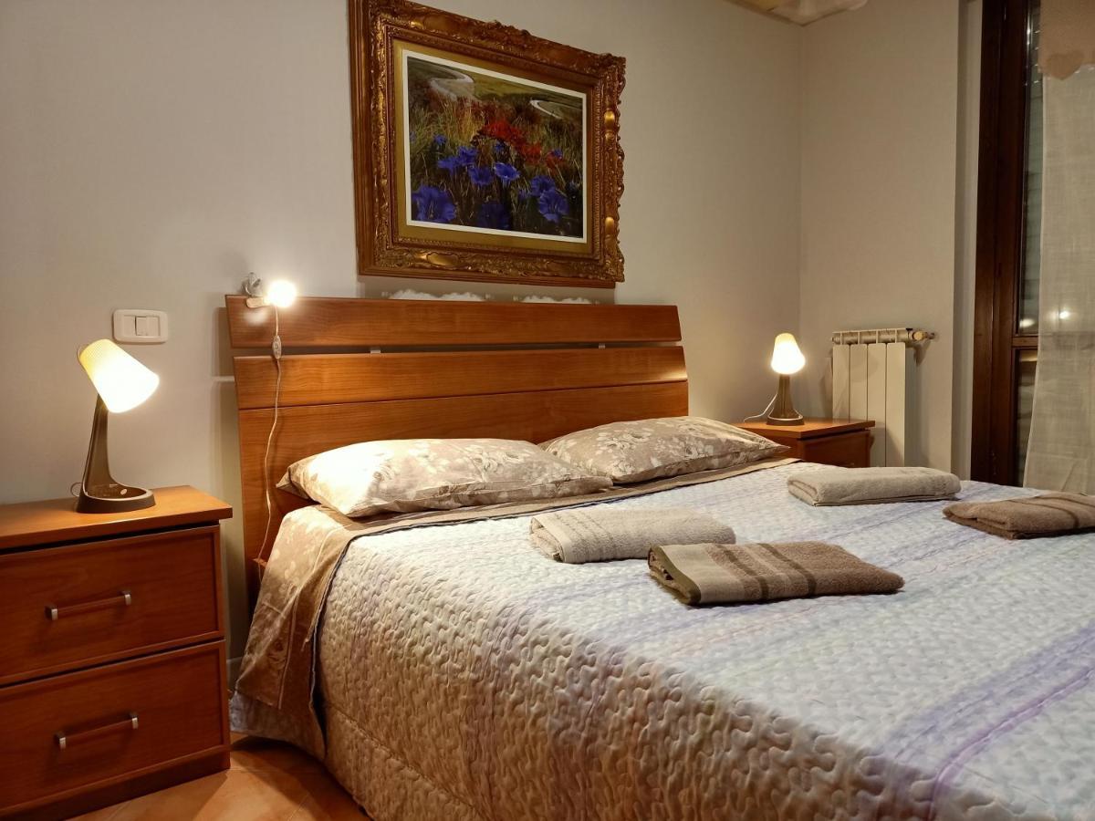 Sweet Home Vitinia Bagian luar foto